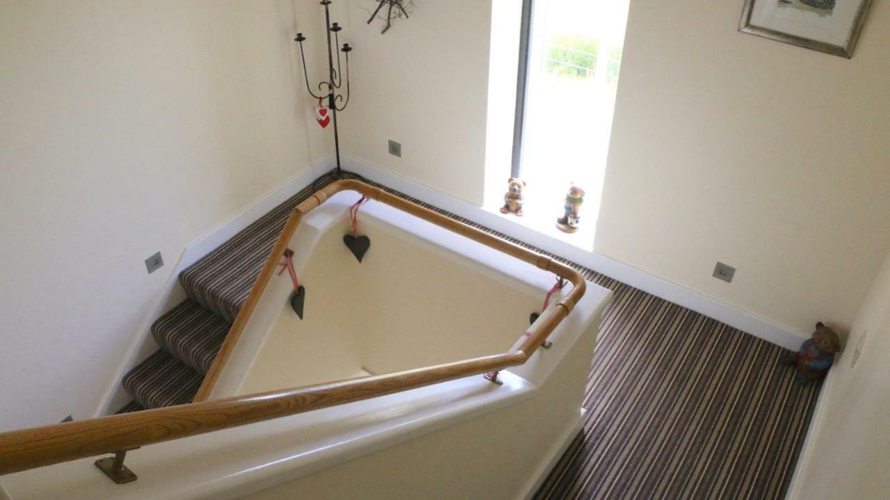 Emy Lakehouse - Near Castle Leslie, Glaslough モナハン エクステリア 写真